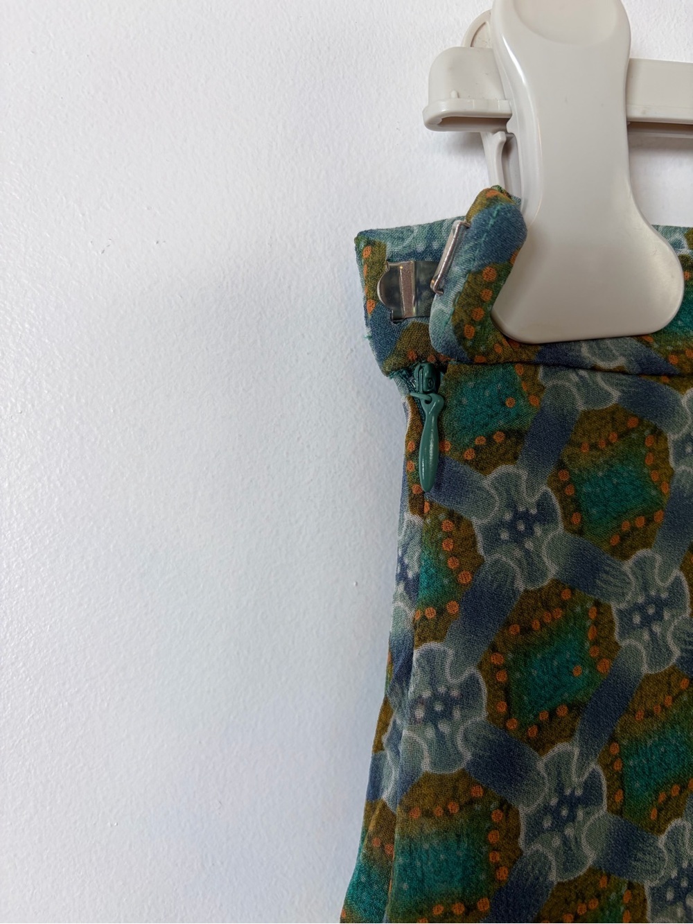 Vintage Boho Sequin Tiered Midi Maxi Skirt Size Medium Green Blue Festival Fairy - Picture 8 of 11